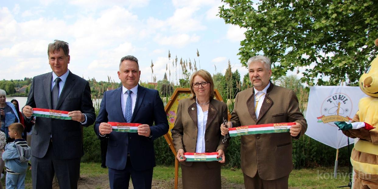 Környén készült el az ország első Zümmögő sétánya
