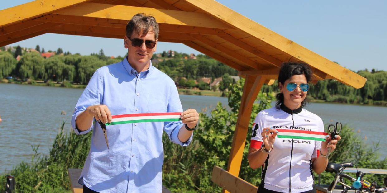 Kerékpáros pihenők készültek a Bridgestone támogatásával