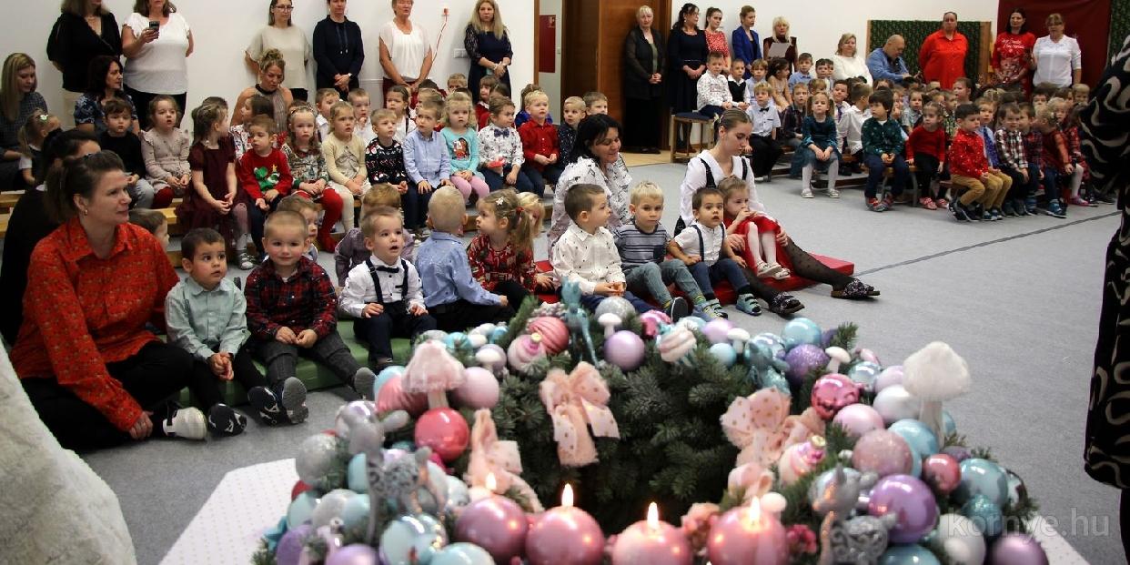 Karácsonyoztak a kis vackorosok