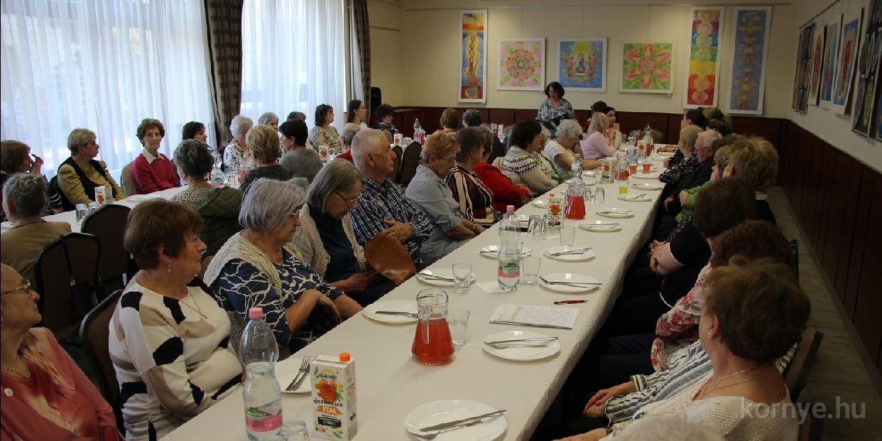 Ünnepi nőnapi közgyűlés