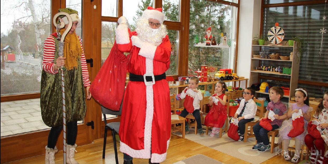 Versekkel, dalokkal, süteménnyel kedveskedtek a Télapónak