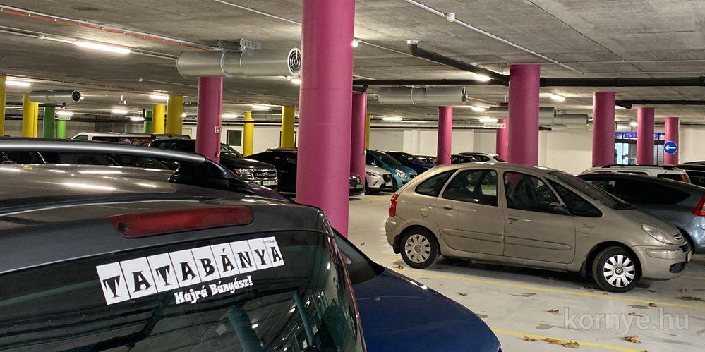 Tatabányai mélygarázs: március 31-ig használható ingyen 