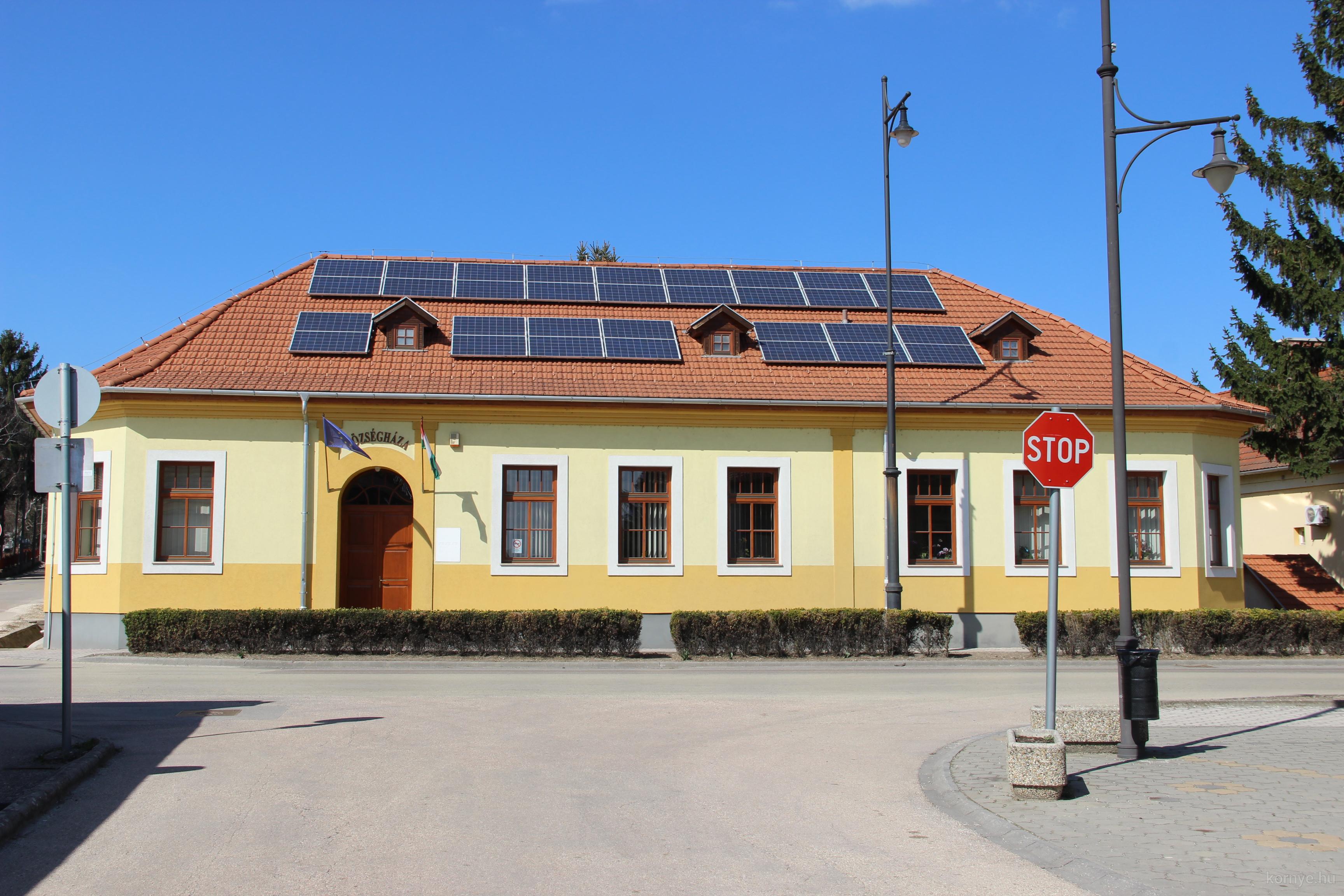 Elmarad a képviselői fogadóóra