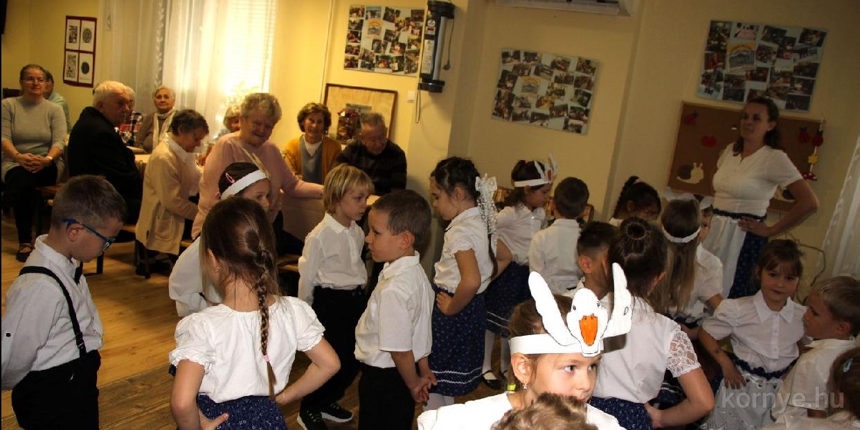 A fény, a jóság és a megosztás ünnepe