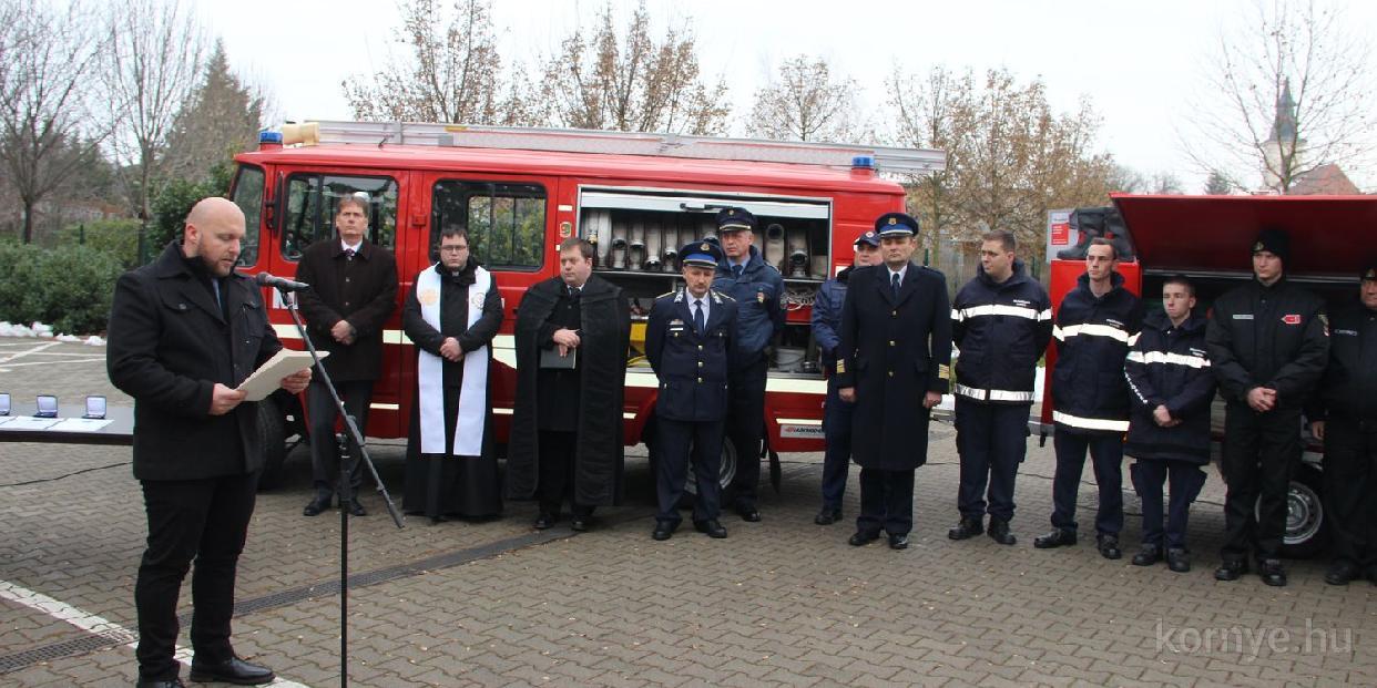 10 éves fennállásukat és az eszközbeszerzéseket ünnepelték