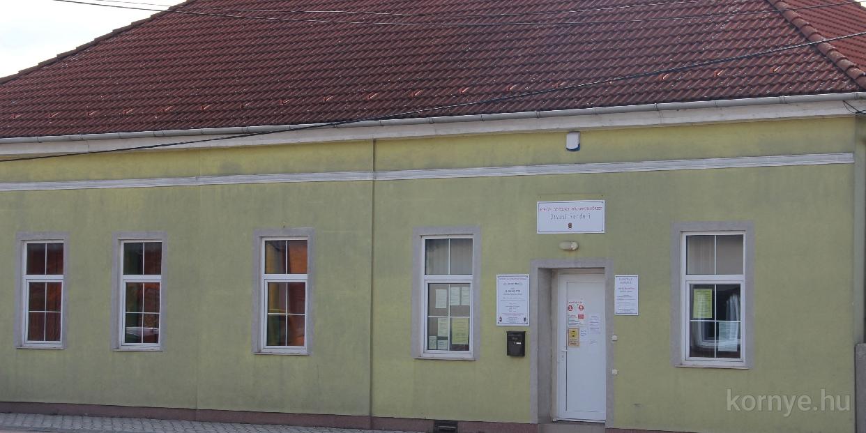 Szabadság az I. sz. Rendelőben