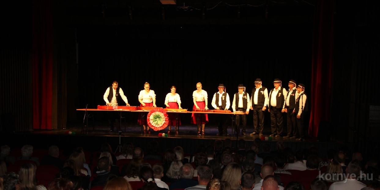 Tartsátok tiszteletben e napot…