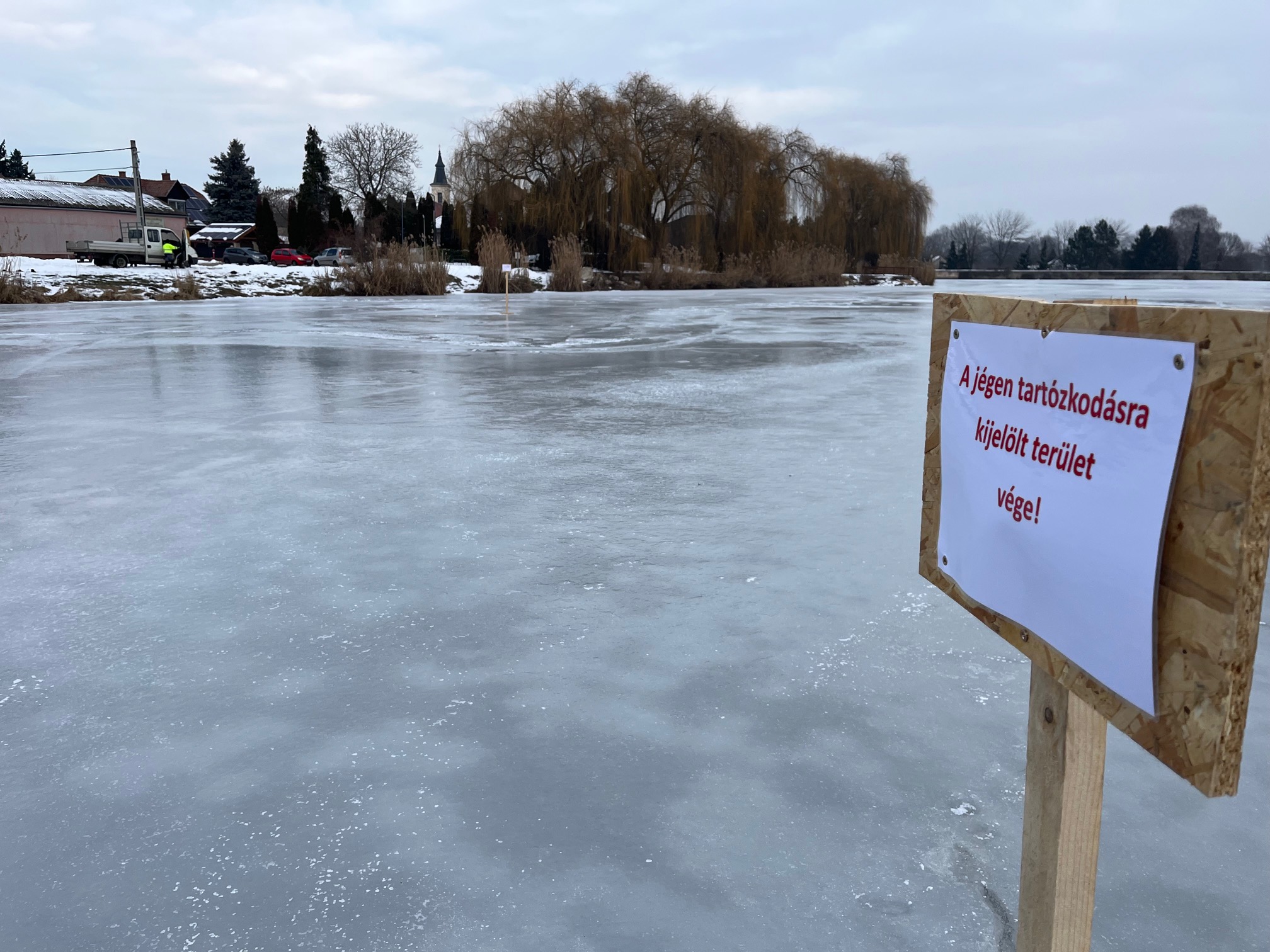 Korcsolyázás – környei tó 