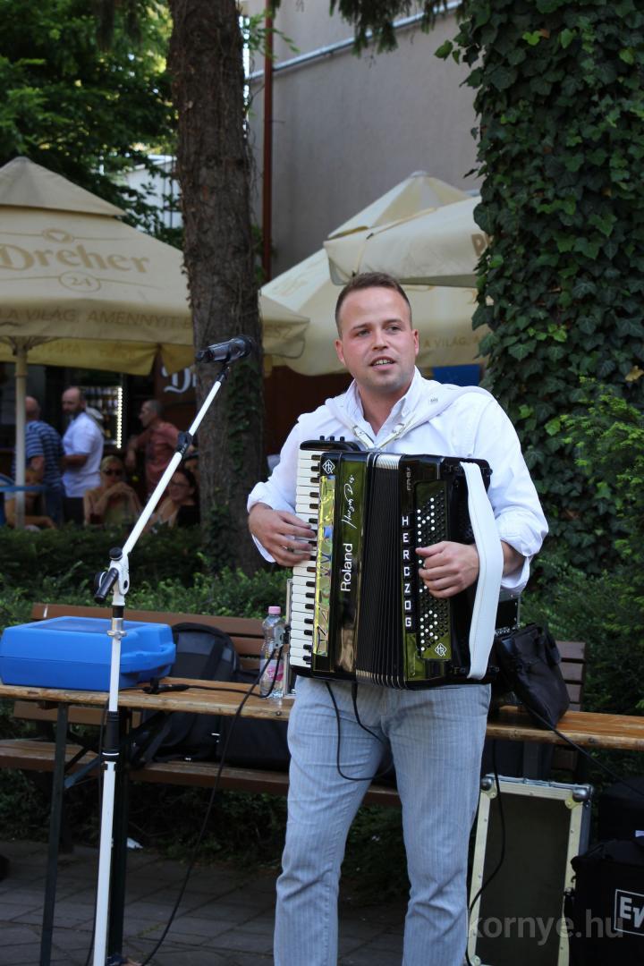 2026-05-24-pünkösd