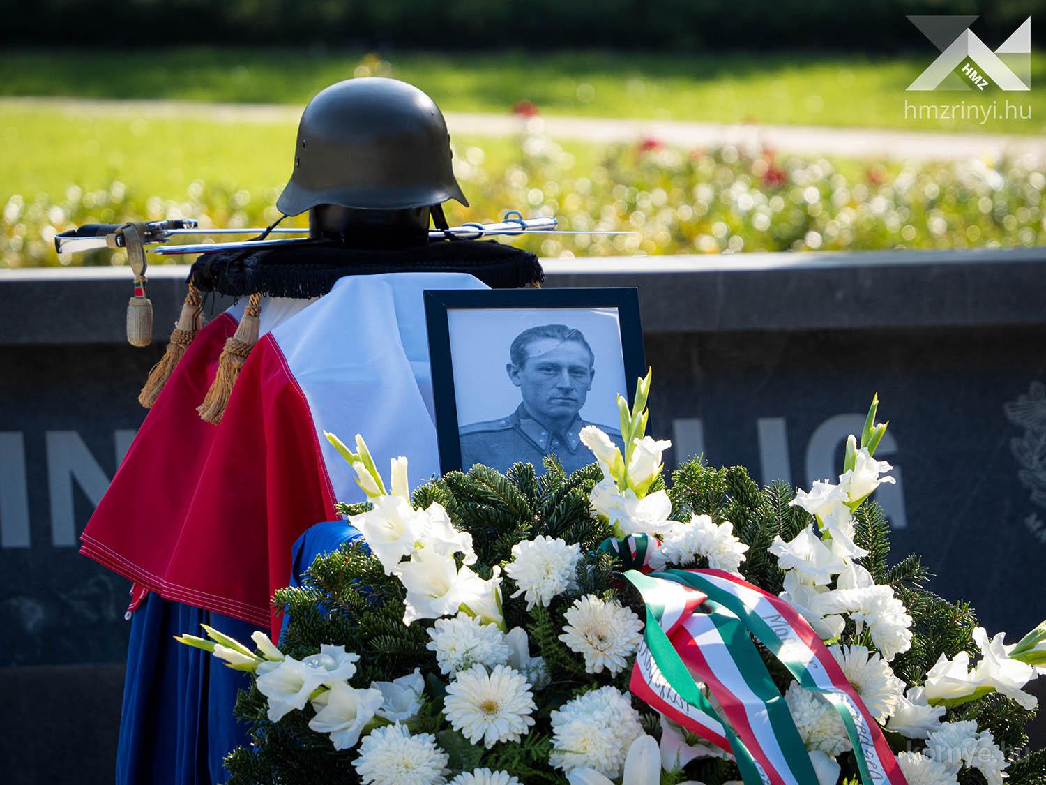 2022-10-17-Környei feltárás: újratemették a hősi halált halt magyar honvédeket 