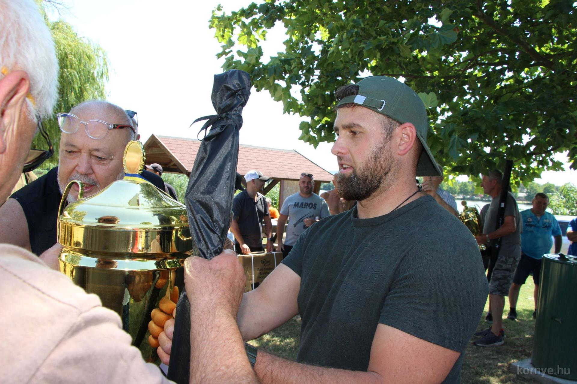 2026-07-11-sörfeszt-szombat-de