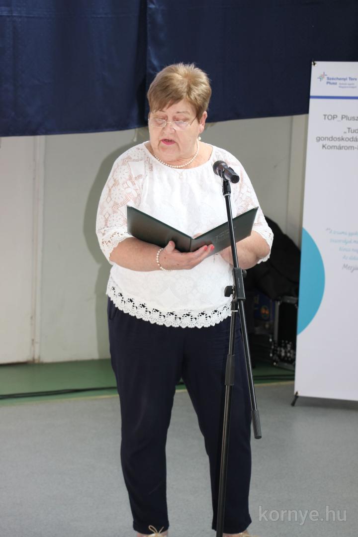 2026-10-03-időseknapja